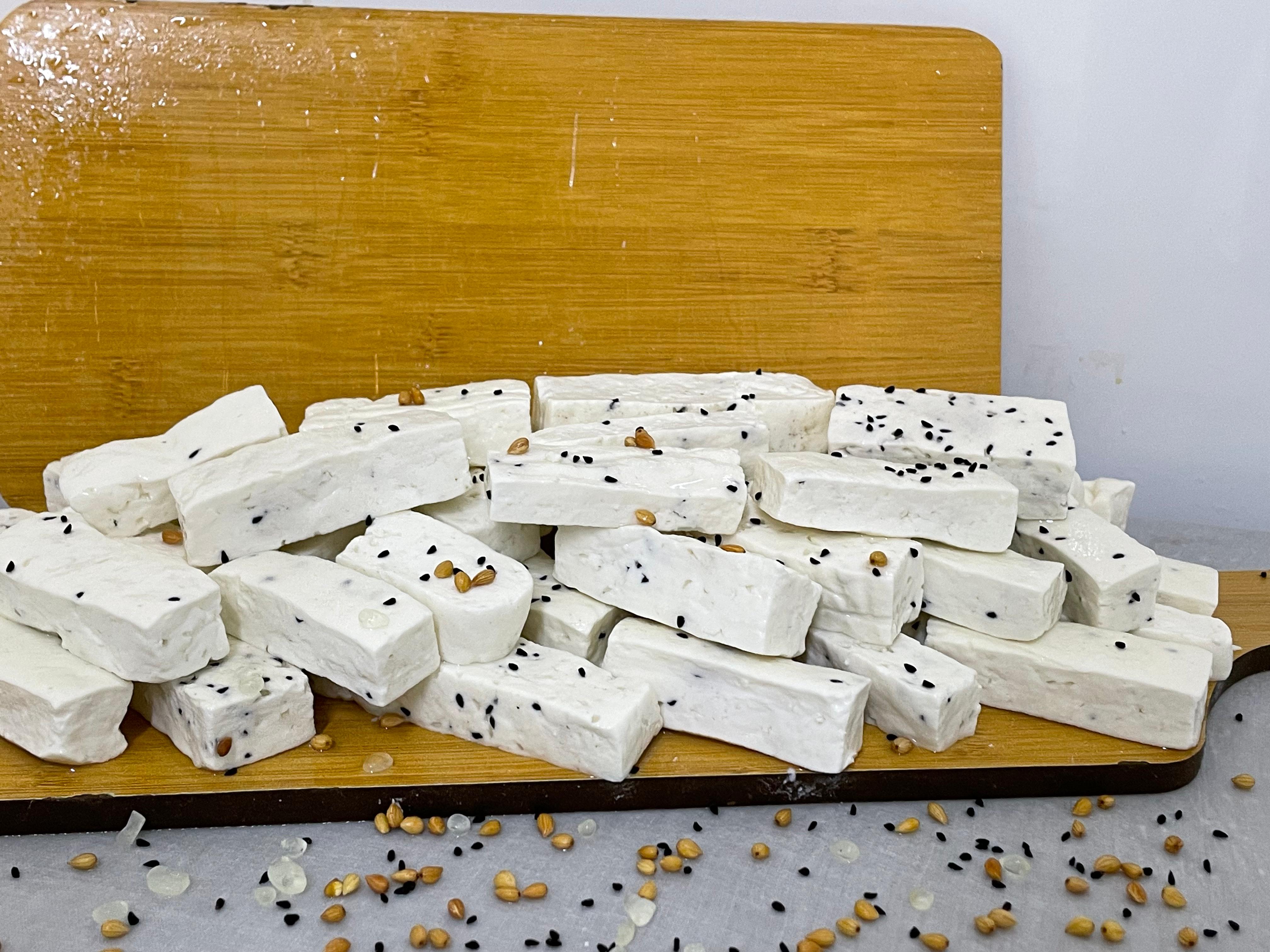 Cheese Boiled in Natural Mastic